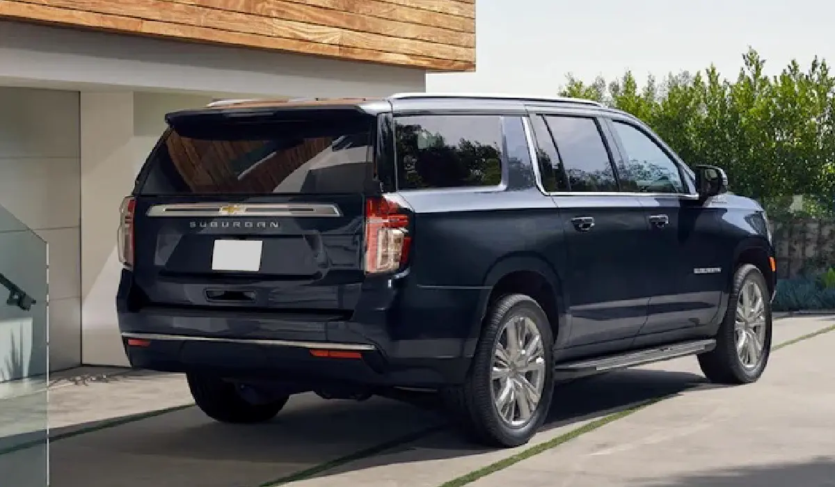 Chevrolet - Suburban High Country - Best Car Rentals - Best Preowned Car - Exclusive Concierge Club.webp